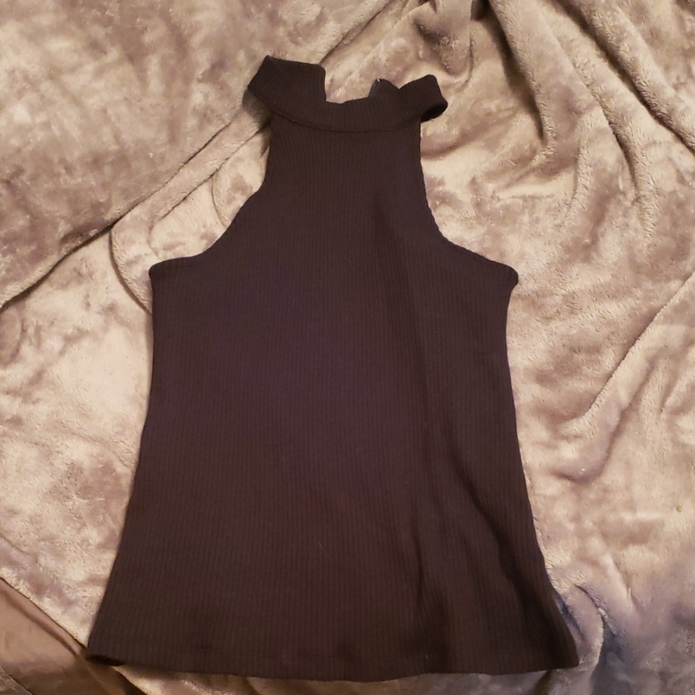 Carbon 38 sold out high next zip back tank